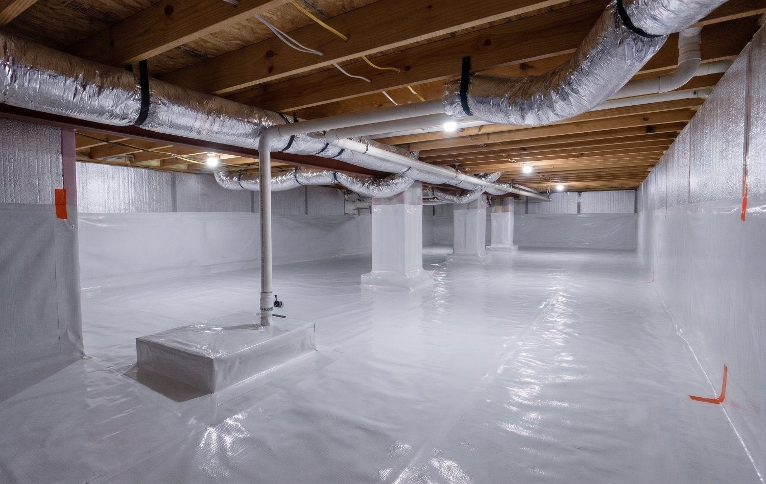 An encapsulated crawlspace